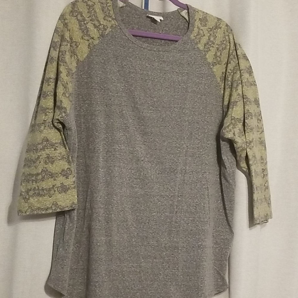 Buy a tee shirt or leggings get one free